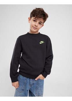NIKE BLUZA K NSW CLUB FLC CREW LS LBR B ze sklepu JD Sports  w kategorii Bluzy chłopięce - zdjęcie 185983625