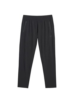Spodnie dresowe męskie TFTRM1068 4F ze sklepu SPORT-SHOP.pl w kategorii Spodnie męskie - zdjęcie 185993299