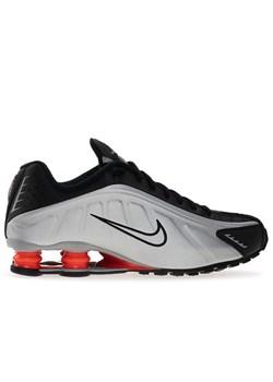 Buty męskie Nike Shox R4 HQ1988-002 - biało-czarne ze sklepu streetstyle24.pl w kategorii Buty sportowe męskie - zdjęcie 185994537