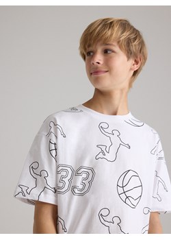 Reserved - Bawełniany t-shirt z nadrukiem - biały ze sklepu Reserved w kategorii T-shirty chłopięce - zdjęcie 186005578