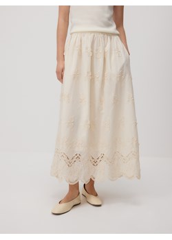 Reserved - Spódnica maxi z haftowanymi kwiatami - kremowy ze sklepu Reserved w kategorii Spódnice - zdjęcie 186011727