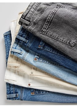 Reserved - Jeansy mom fit slim - granatowy ze sklepu Reserved w kategorii Jeansy damskie - zdjęcie 186013569