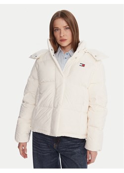 Tommy Jeans Kurtka puchowa Alaska DW0DW21623 Écru Relaxed Fit ze sklepu MODIVO w kategorii Kurtki damskie - zdjęcie 186030568