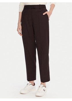 Tommy Hilfiger Chinosy WW0WW48353 Bordowy Slim Fit ze sklepu MODIVO w kategorii Spodnie damskie - zdjęcie 186031308