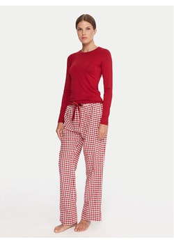 Hunkemöller Piżama 302780 Czerwony Regular Fit ze sklepu MODIVO w kategorii Piżamy damskie - zdjęcie 186031529