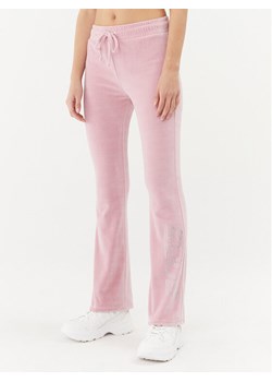 2005 Spodnie dresowe Velour Sweats Różowy Straight Fit ze sklepu MODIVO w kategorii Spodnie damskie - zdjęcie 186032035