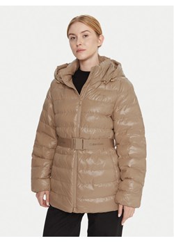 Calvin Klein Kurtka zimowa LV044D542G Beżowy Regular Fit ze sklepu MODIVO w kategorii Kurtki damskie - zdjęcie 186032805