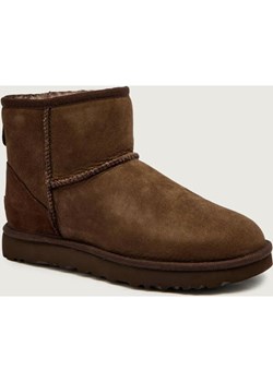 UGG Śniegowce W Classic Mini II |zamsz | z dodatkiem wełny ze sklepu Gomez Fashion Store w kategorii Śniegowce damskie - zdjęcie 186058849