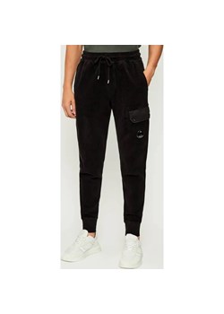 C.P. Company Spodnie jogger | Slim Fit ze sklepu Gomez Fashion Store w kategorii Spodnie męskie - zdjęcie 186067915