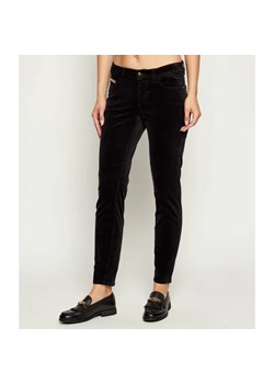 Marc Cain Spodnie SILVI | Slim Fit | low waist ze sklepu Gomez Fashion Store w kategorii Spodnie damskie - zdjęcie 186068016