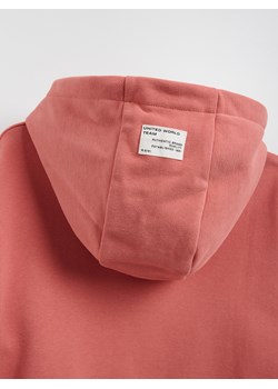 Reserved - Bawełniana bluza oversize - czerwony - id: 899FJ-33X - marki Reserved - 186070886 Reserved - Bawełniana bluza oversize - czerwony ze sklepu Reserved w kategorii Bluzy chłopięce - zdjęcie 186070886