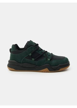 Sinsay - Sneakersy sznurowane z imitacji zamszu - khaki - id: 062EP-87X - marki Sinsay - 186081845 Sinsay - Sneakersy sznurowane z imitacji zamszu - khaki ze sklepu Sinsay w kategorii Buty zimowe męskie - zdjęcie 186081845