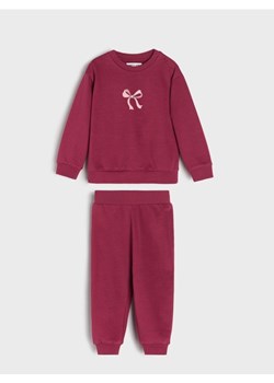 Sinsay - Bawełniany komplet: bluza i spodnie - fioletowy - id: 074FT-48X - marki Sinsay - 186081868 Sinsay - Bawełniany komplet: bluza i spodnie - fioletowy ze sklepu Sinsay w kategorii Komplety niemowlęce - zdjęcie 186081868
