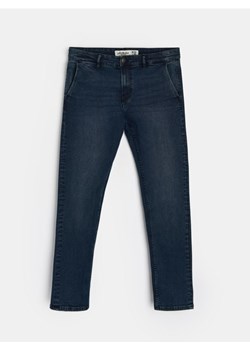 Sinsay - Spodnie jeansowe chino slim fit - niebieski ze sklepu Sinsay w kategorii Jeansy męskie - zdjęcie 186082809