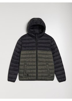 Sinsay - Pikowana kurtka puffer z kapturem - khaki ze sklepu Sinsay w kategorii Kurtki męskie - zdjęcie 186083426