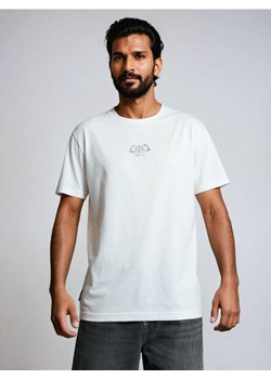 Sinsay - Koszulka z krótkim rękawem - kremowy ze sklepu Sinsay w kategorii T-shirty męskie - zdjęcie 186083828