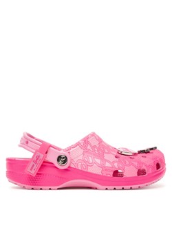 Klapki Crocs Barbie Classic Clog 211405 Różowy ze sklepu eobuwie.pl w kategorii Klapki damskie - zdjęcie 186086247