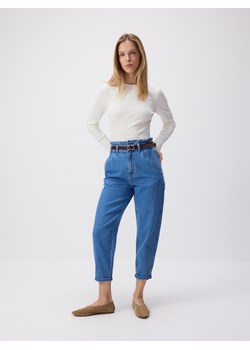 Reserved - Jeansy paperbag z paskiem - niebieski - id: YT190-50J - marki Reserved - 186089896 Reserved - Jeansy paperbag z paskiem - niebieski ze sklepu Reserved w kategorii Jeansy damskie - zdjęcie 186089896