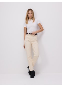 Reserved - Jeansy mom fit slim - beżowy ze sklepu Reserved w kategorii Jeansy damskie - zdjęcie 186089907