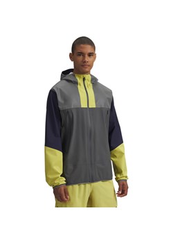 Męska kurtka do biegania Under Armour UA Halo Run Jacket - szara ze sklepu Sportstylestory.com w kategorii Kurtki męskie - zdjęcie 186095127