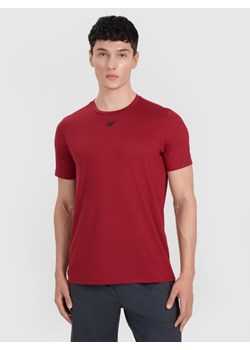 Męska koszulka treningowa 4F 4FWAW25TFTSM1522 - czerwona ze sklepu Sportstylestory.com w kategorii T-shirty męskie - zdjęcie 186095356