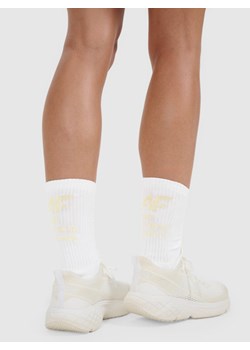 Damskie skarpetki (2-pack) 4F 4FRAW25USOCF521 - multikolor ze sklepu Sportstylestory.com w kategorii Skarpetki damskie - zdjęcie 186095599