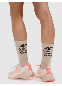 Damskie skarpetki (2-pack) 4F 4FRAW25USOCF521 - multikolor ze sklepu Sportstylestory.com w kategorii Skarpetki damskie - zdjęcie 186095606