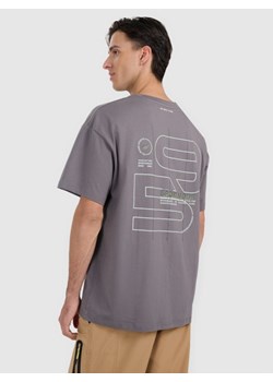 Męski t-shirt z nadrukiem 4F 4FRAW25TTSHM3220 - szary ze sklepu Sportstylestory.com w kategorii T-shirty męskie - zdjęcie 186095957