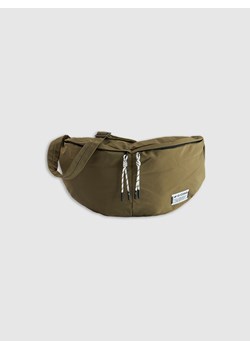 Saszetka damska na ramię 4F 4FRAW25ASBGU104 - khaki ze sklepu Sportstylestory.com w kategorii Nerki - zdjęcie 186096319