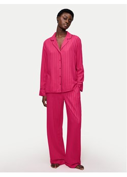 Triumph Piżama Amourette Jacquard 10225073 Różowy Relaxed Fit ze sklepu MODIVO w kategorii Piżamy damskie - zdjęcie 186096546