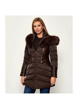 GUESS Kurtka NEW OXANA | Slim Fit ze sklepu Gomez Fashion Store w kategorii Kurtki damskie - zdjęcie 186124597