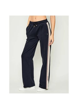 Joop! Spodnie dresowe Talina | Regular Fit ze sklepu Gomez Fashion Store w kategorii Spodnie damskie - zdjęcie 186124656