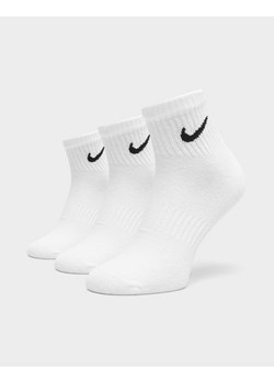 NIKE SKARPETY U NK EVERYDAY LTWT ANKLE 3PR ze sklepu JD Sports  w kategorii Skarpetki damskie - zdjęcie 186125995