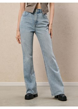 Sinsay - Jeansy flare mid waist - niebieski ze sklepu Sinsay w kategorii Jeansy damskie - zdjęcie 186130335
