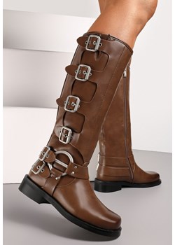 Jasnobrązowe Kozaki Biker z Kwadratowym Noskiem i Klamerkami Lunami ze sklepu born2be.pl w kategorii Kozaki damskie - zdjęcie 186130425