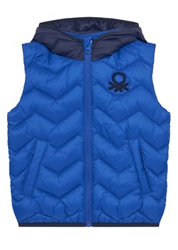 United Colors Of Benetton Kamizelka 2TWDGJ00G Niebieski Regular Fit ze sklepu MODIVO w kategorii Kamizelki chłopięce - zdjęcie 186140857
