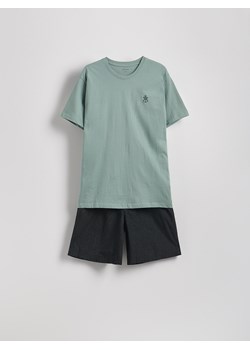 Reserved - Dwuczęściowa piżama - jasnozielony - id: 720CS-07X - marki Reserved - 186142388 Reserved - Dwuczęściowa piżama - jasnozielony ze sklepu Reserved w kategorii Piżamy męskie - zdjęcie 186142388