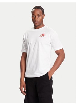 New Balance T-Shirt MT53931 Biały Regular Fit ze sklepu MODIVO w kategorii T-shirty męskie - zdjęcie 186151446