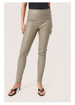 Soaked in Luxury Legginsy &quot;Soaked in Luxury&quot; w kolorze jasnobrązowym ze skóry syntetycznej ze sklepu Limango Polska w kategorii Spodnie damskie - zdjęcie 186154295