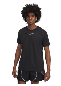 Under Armour Koszulka w kolorze czarnym ze sklepu Limango Polska w kategorii T-shirty męskie - zdjęcie 186156749