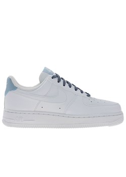 Buty damskie Nike Air Force 1 '07 IB7167-101 - białe ze sklepu streetstyle24.pl w kategorii Trampki damskie - zdjęcie 186161998