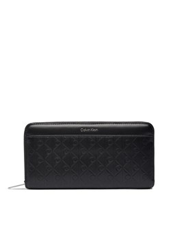 Portfel Calvin Klein Emblem Aop Embossed Long Wallet LV04F1097G Czarny ze sklepu eobuwie.pl w kategorii Portfele damskie - zdjęcie 186166926