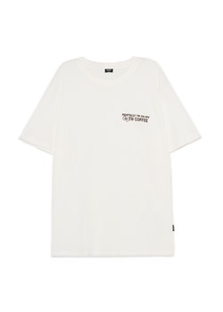 Cropp - Kremowa koszulka z kawowym motywem - kremowy ze sklepu Cropp w kategorii T-shirty męskie - zdjęcie 186173676