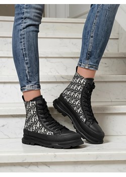Royalfashion Botki damskie z printem Zoriof ze sklepu royalfashion.pl w kategorii Botki - zdjęcie 186176758