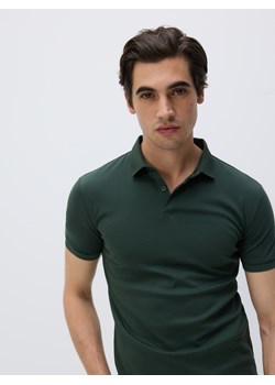 Reserved - Polo slim z bawełny pima - ciemnozielony ze sklepu Reserved w kategorii T-shirty męskie - zdjęcie 186178309