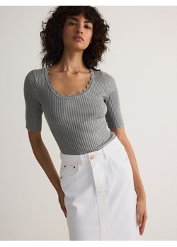 Reserved - Prążkowana bluzka z wiskozy - jasnoszary ze sklepu Reserved w kategorii Bluzki damskie - zdjęcie 186182908