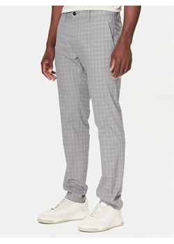 BOSS Chinosy 50547722 Szary Slim Fit ze sklepu MODIVO w kategorii Spodnie męskie - zdjęcie 186186816