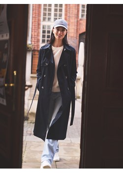 Reserved - Bawełniany trencz z paskiem - granatowy ze sklepu Reserved w kategorii Płaszcze damskie - zdjęcie 186191276