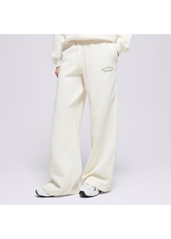 NEW BALANCE SPODNIE LINEAR HERITAGE FLEECE WIDE LEG PANT ze sklepu Sizeer w kategorii Spodnie damskie - zdjęcie 186195748