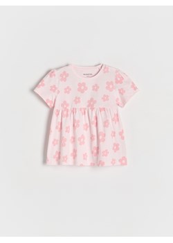 Reserved - Bawełniany t-shirt w kwiaty - pastelowy róż ze sklepu Reserved w kategorii Bluzki dziewczęce - zdjęcie 186206996